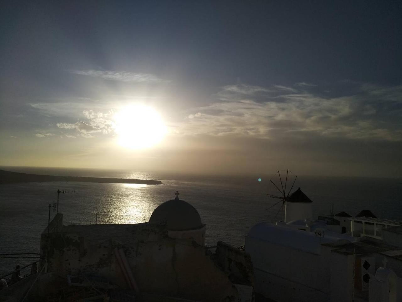 Thetis Cave Houses Oia  Exterior foto